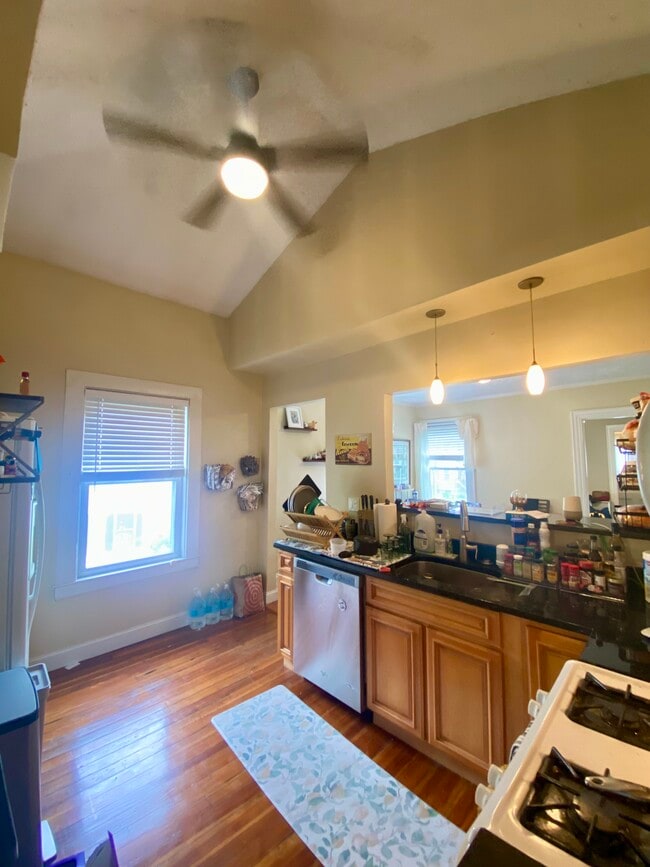 90 Fayette St in Watertown, MA - Building Photo - Building Photo