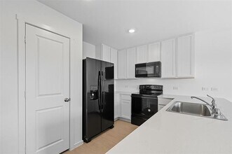 925 Sandhill Crane Ln in Princeton, TX - Building Photo - Building Photo