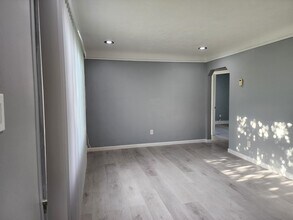 22828 Almond Ave in Eastpointe, MI - Building Photo - Building Photo