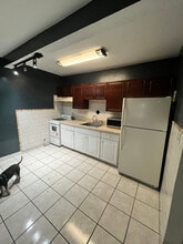1845 Pembroke Rd in Hollywood, FL - Building Photo - Building Photo