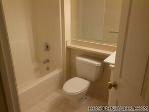 75 Peterborough St in Boston, MA - Building Photo - Building Photo