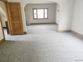 194 Cass Ave in Cheektowaga, NY - Building Photo - Building Photo