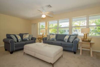 2985 Binnacle Dr in Naples, FL - Building Photo - Building Photo