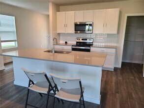 3728 Hatchery Wy in Bradenton, FL - Foto de edificio - Building Photo