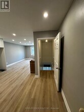 2877 St Clair Ave E in Toronto, ON - Building Photo - Building Photo