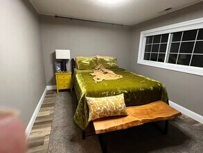 1220 Carroll Rd, Unit Apartment. in Kelso, WA - Building Photo - Building Photo