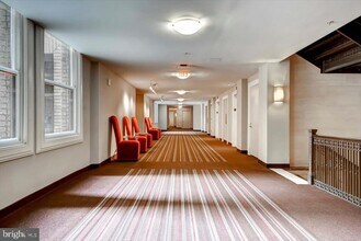 733 15th St NW in Washington, DC - Building Photo - Building Photo