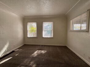 1107 N Walnut St in Colorado Springs, CO - Building Photo - Building Photo