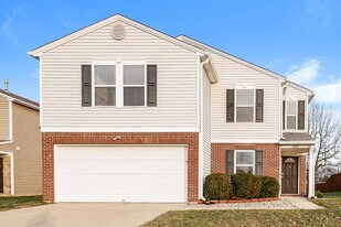 2069 Prairie Sky Ln in Greenwood, IN - Building Photo