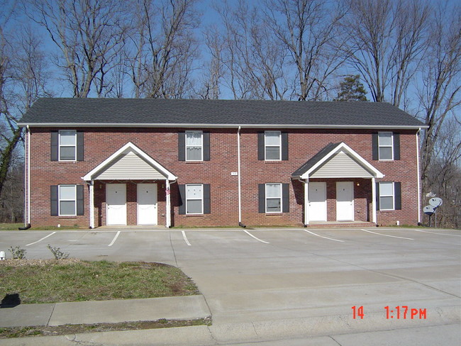 513 Peachers Ridge Rd in Clarksville, TN - Building Photo - Building Photo