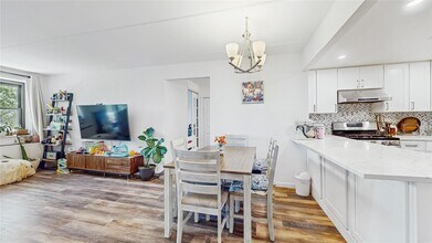 1376 Midland Ave in Bronxville, NY - Building Photo - Building Photo
