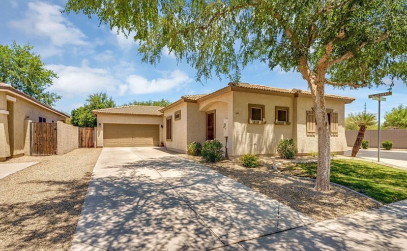 948 E Savannah Dr in Chandler, AZ - Foto de edificio