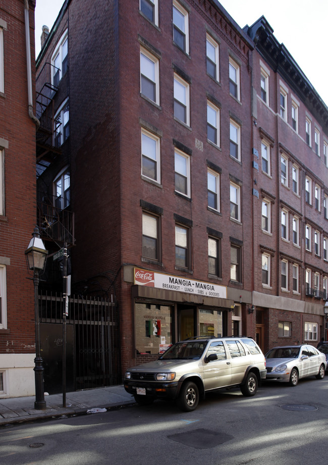 145-147 Endicott St in Boston, MA - Building Photo - Building Photo