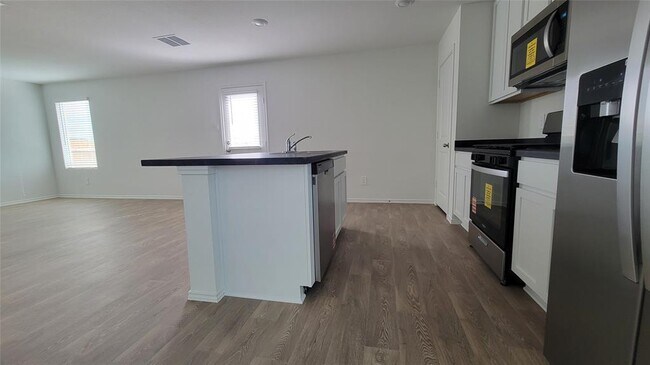 156 Bull Lake Cir in Buda, TX - Building Photo - Building Photo