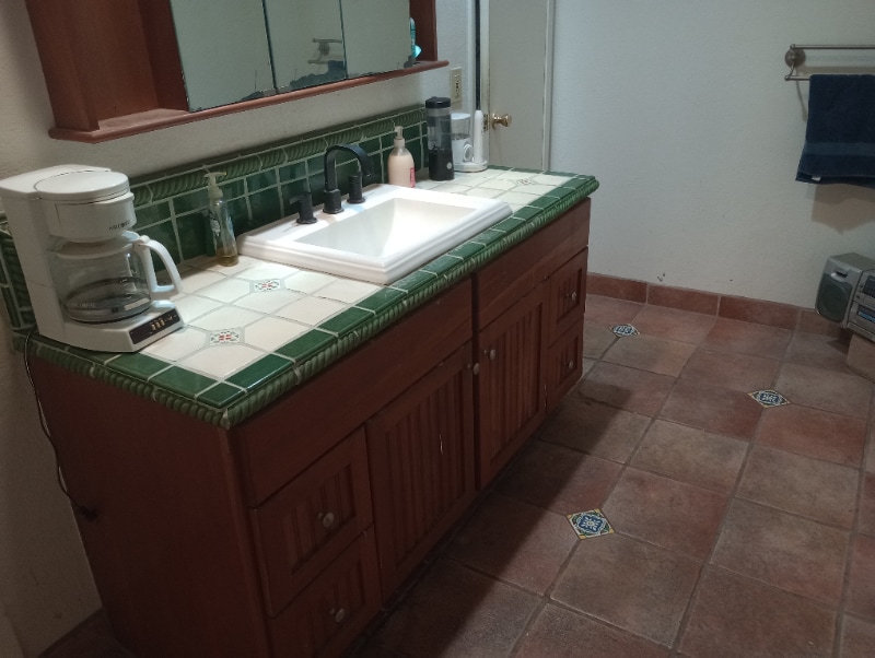 202 Armstrong Dr in Claremont, CA - Foto de edificio