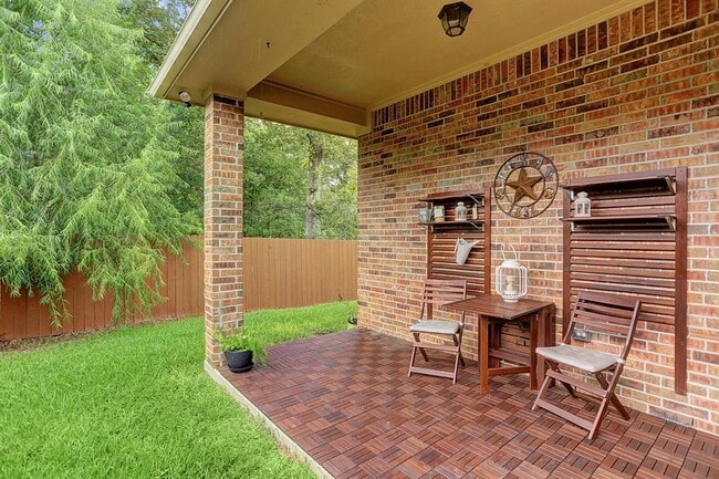 14332 N Summerchase Cir in Willis, TX - Building Photo - Building Photo