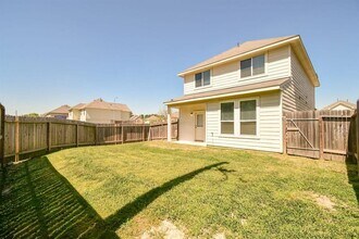 709 South Ella Creek Drive in Houston, TX - Building Photo - Building Photo