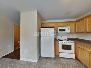 47 Wolf Creek Ln in Lillington, NC - Building Photo - Building Photo