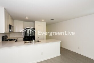 1672 Stellar Sea Ln in Fort Worth, TX - Building Photo - Building Photo