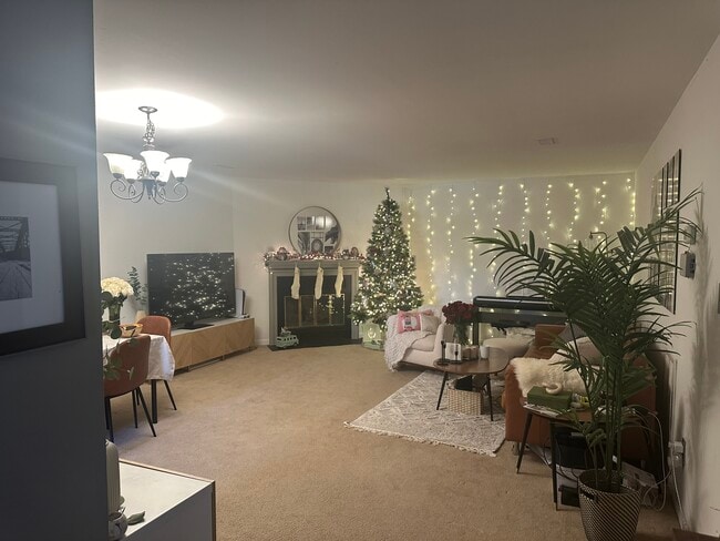 290 Patriot Ln, Unit F in Williamsburg, VA - Building Photo - Building Photo