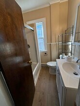228 Prospect St in Bristol, CT - Building Photo - Building Photo