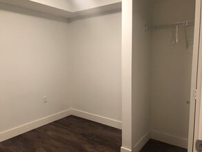 1539 Comox St in Vancouver, BC - Building Photo - Building Photo