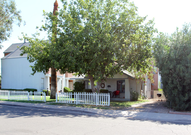 4637-41 N 8th Pl in Phoenix, AZ - Building Photo - Building Photo