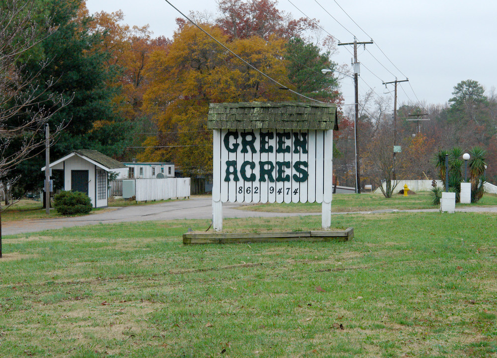 Green Acres Mobile Home Park in Petersburg, VA - Building Photo