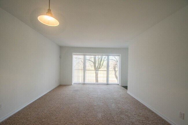 4547 N O'Connor Blvd in Irving, TX - Building Photo - Building Photo