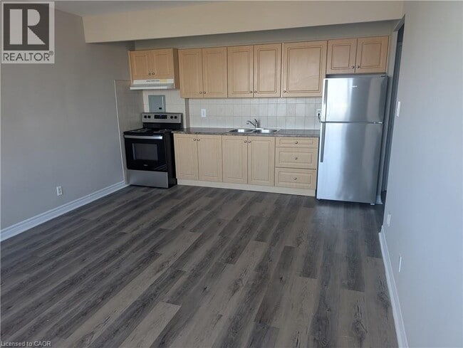 468 Ottawa St N in Hamilton, ON - Building Photo - Building Photo