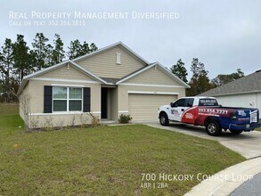 700 Hickory Course Loop in Ocala, FL - Building Photo - Building Photo
