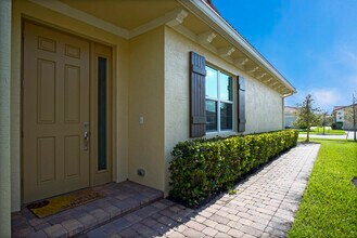 24060 SW Firenze Wy in Port St. Lucie, FL - Building Photo - Building Photo