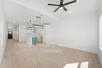 212 Cooper St in San Antonio, TX - Building Photo - Building Photo