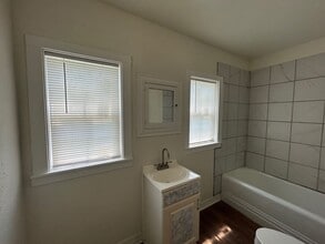 518 N 16th St in Waco, TX - Building Photo - Building Photo