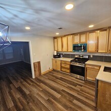 7009 Lavender St in Houston, TX - Foto de edificio - Building Photo