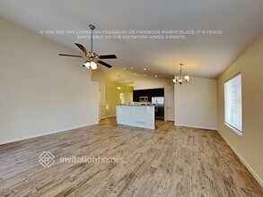 7294 Araia Dr in Fountain, CO - Foto de edificio - Building Photo