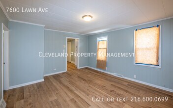 7600 Lawn Ave in Cleveland, OH - Building Photo - Building Photo