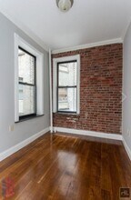 RIDGE ST., Unit A in New York, NY - Building Photo - Building Photo