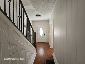 505 Marie Ave in Pittsburgh, PA - Building Photo - Building Photo