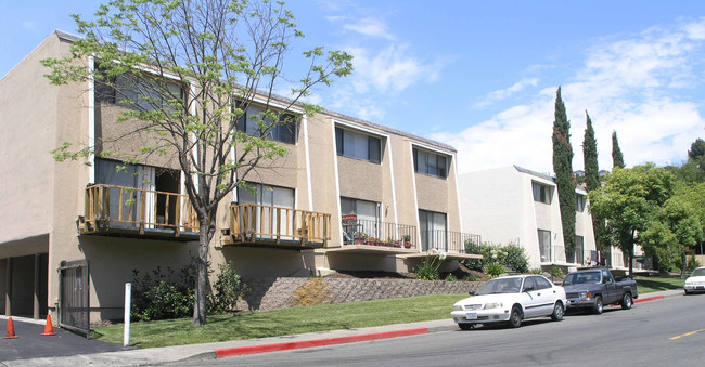 Fleming Ave East Apartments in Vallejo, CA - Building Photo - Building Photo