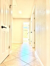 16927 Hibiscus Ln in Friendswood, TX - Foto de edificio - Building Photo