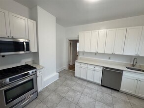 520 Fourth Ave in Pelham, NY - Building Photo - Building Photo