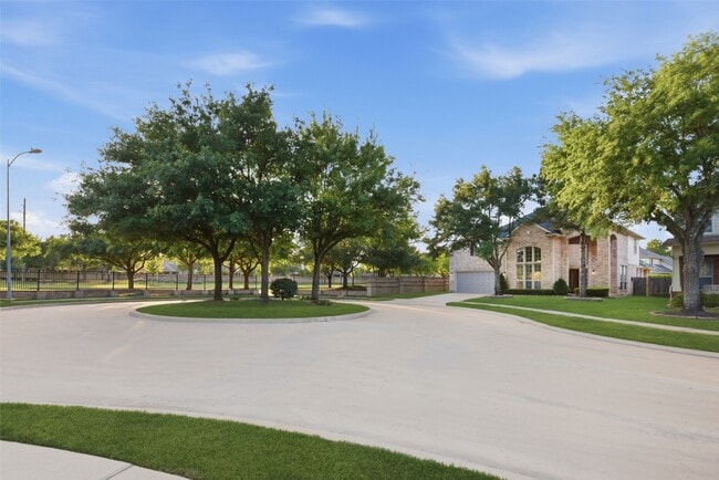 24938 Crystal Stone Ln