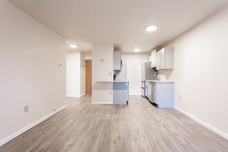 Summit on Prospect in Hackensack, NJ - Building Photo - Interior Photo