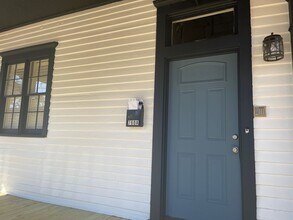 760 W Ashland Ave NE in Atlanta, GA - Building Photo - Building Photo