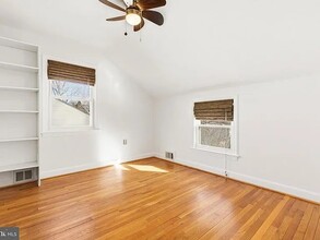 117 Lynnmoor Dr in Silver Spring, MD - Building Photo - Building Photo