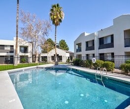 The Quails Apartments in Tucson, AZ - Building Photo - Building Photo