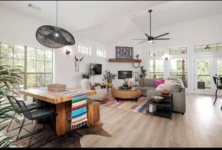 506 Beauchamp Rd in Dripping Springs, TX - Building Photo - Building Photo
