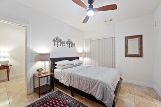 1610 Hadley St in Houston, TX - Building Photo - Building Photo