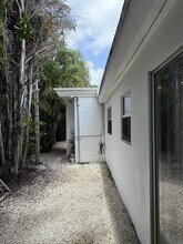 5967 SW 58th Terrace in South Miami, FL - Building Photo - Building Photo